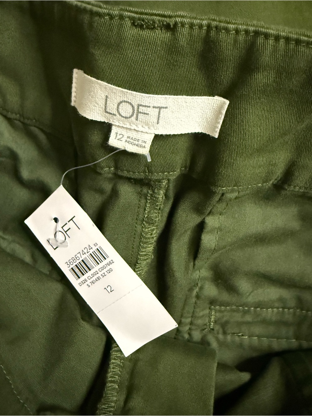 🌿 LOFT NWT Olive Green Belted Crop Pants Size 12 Boho Utility Chic - Picture 4 of 5
